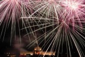 Tech Q & A: Tablet vs. laptop, photographing New Year’s fireworks