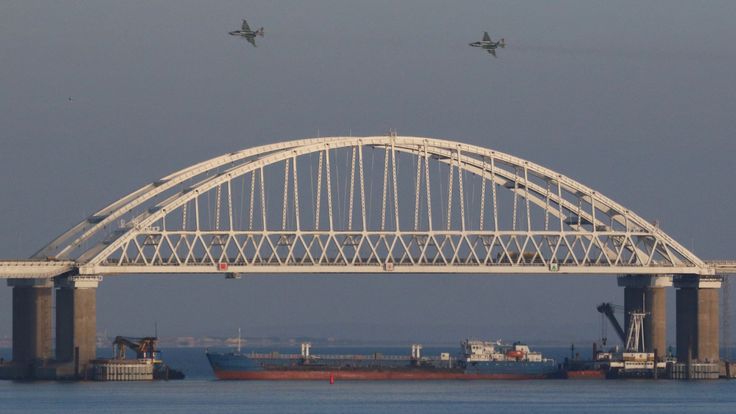 Russia opens fire on Ukrainian ships and captures three vessels