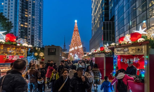 China cracks down on Christmas celebrations