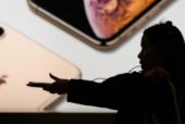 Apple shares close nearly 10% lower after sales warning
