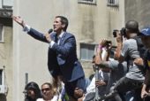 Venezuela crisis: Juan Guaidó vows to bring in aid